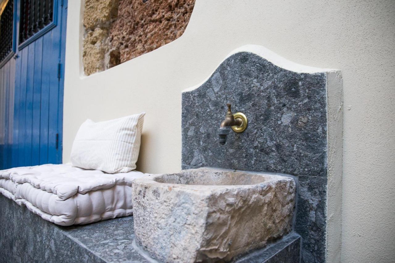 L' Hotellerie Easy Suites Palermo Exterior photo