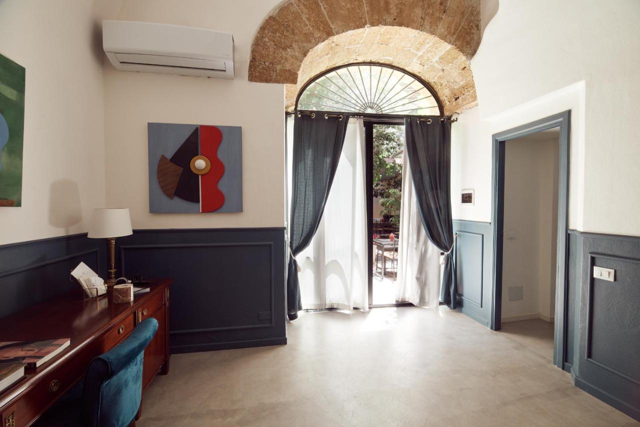 L' Hotellerie Easy Suites Palermo Exterior photo