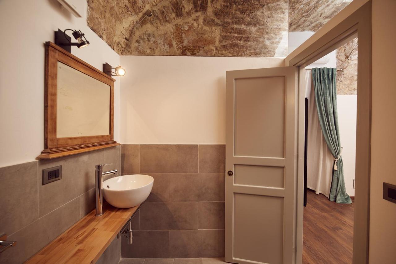 L' Hotellerie Easy Suites Palermo Exterior photo